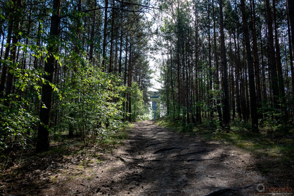 Steiler Weg am Turm