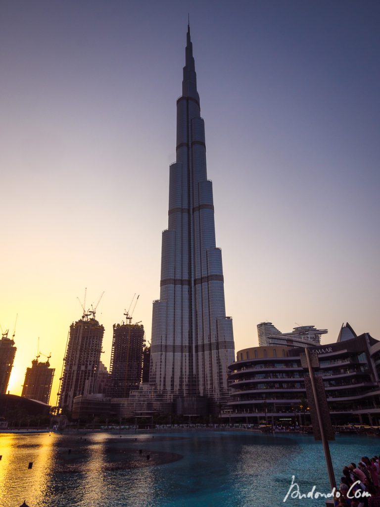 Burj Khalifa bei Sonnenuntergang - 1