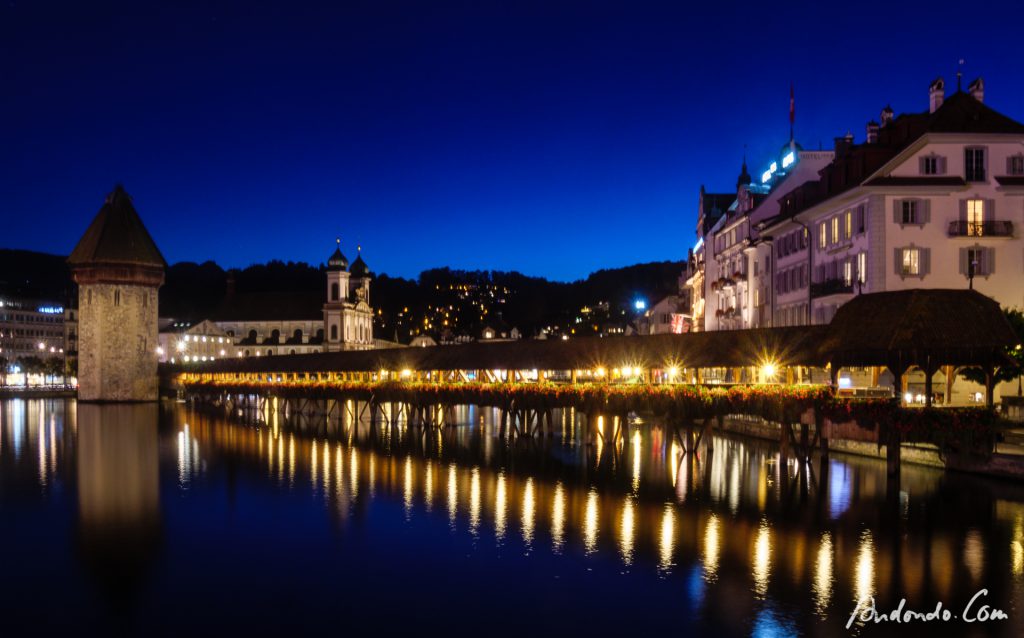 Kapellbrücke am Abend