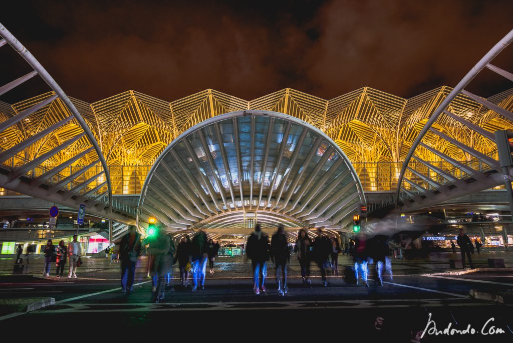 Bahn-Station Oriente