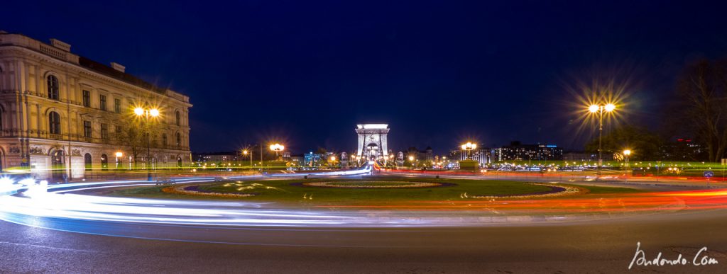 Kreisverkehr vor der Kettenbrücke