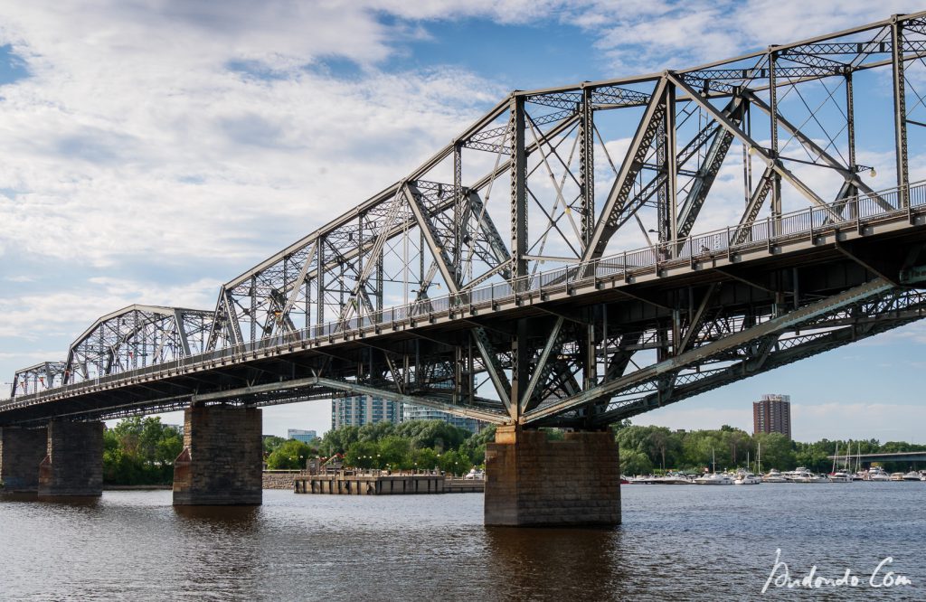 Alexandra Bridge