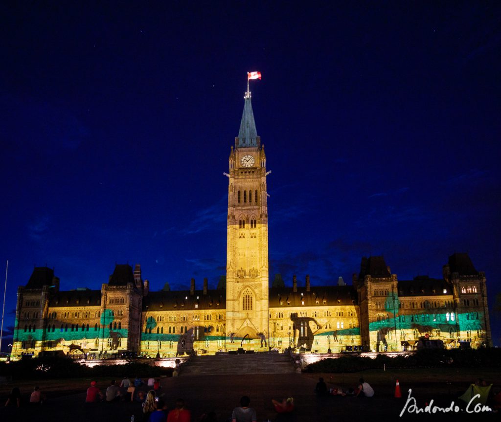 Regierungsgebäude Parliament Hill Illumination 