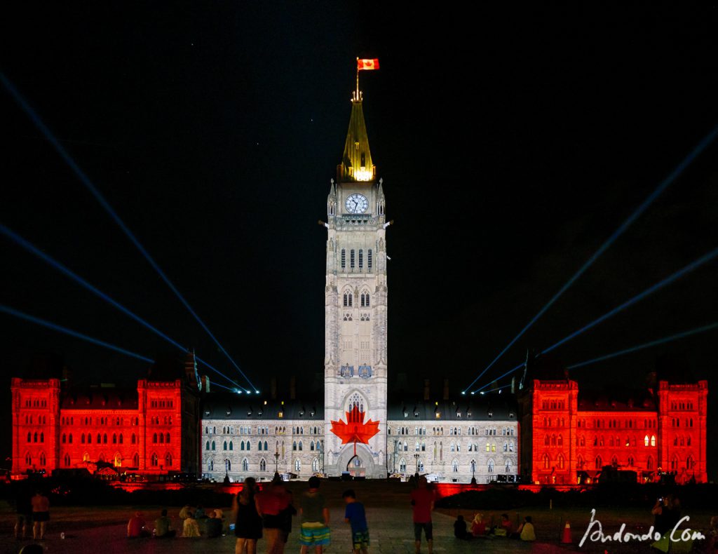 Regierungsgebäude Parliament Hill Illumination 