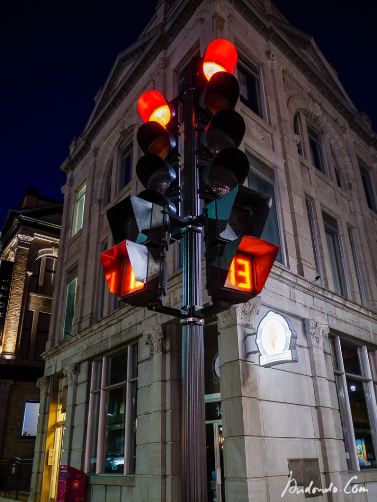 Ampel Trois-Rivieres