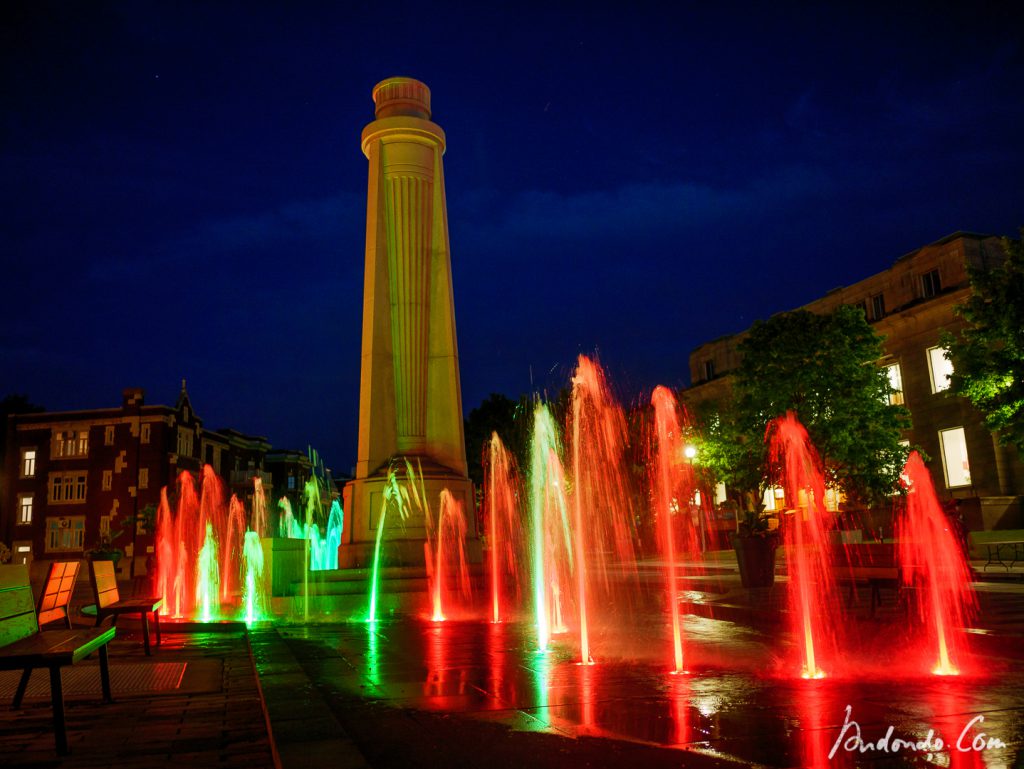 Place Pierre-Boucher Fountain