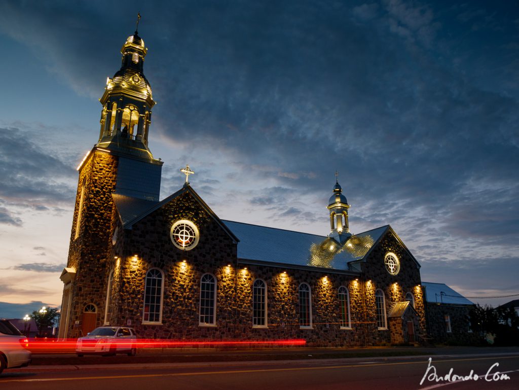 Kirche bei Sonnenuntergang in Bonaventure