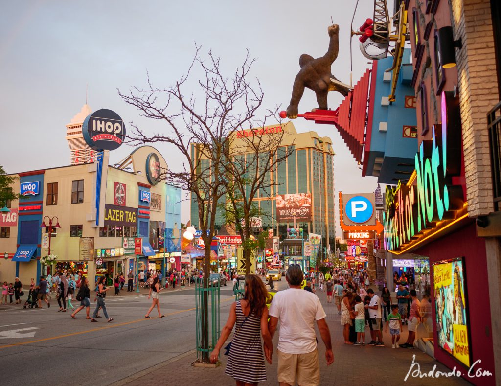 Ripley's Believe It or Not!, Niagara Falls, Clifton Hill