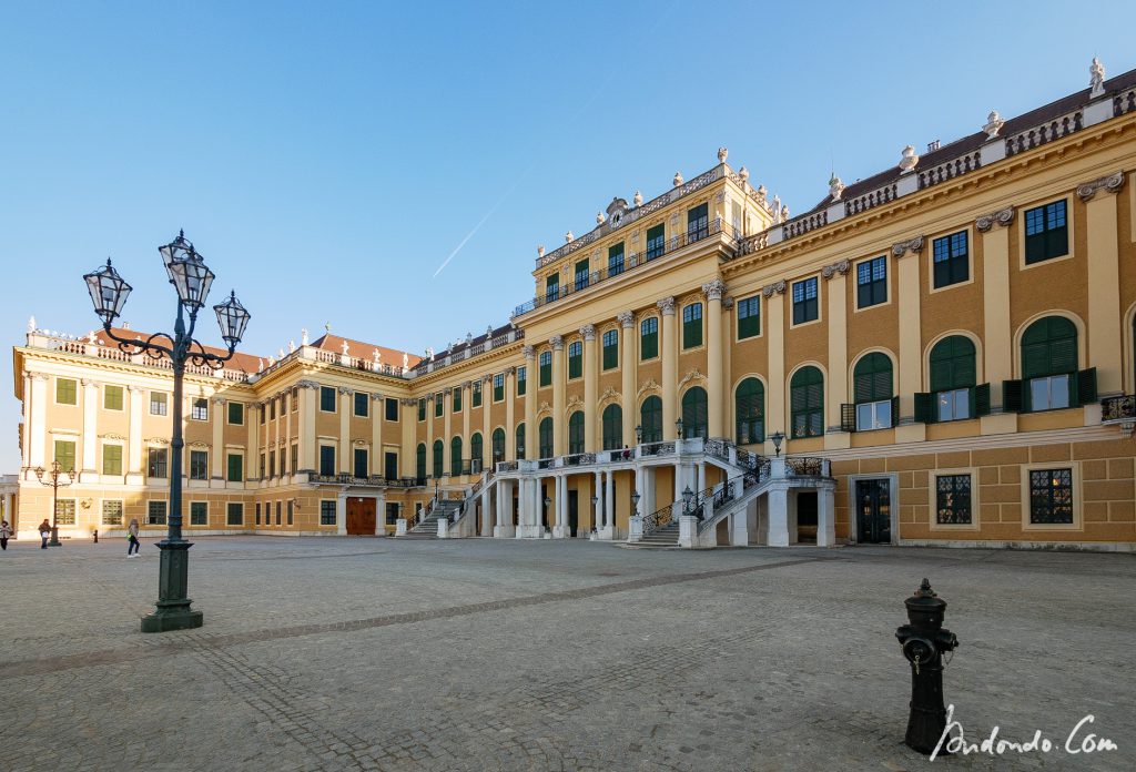 Schloss Schönbrunn Vorderseite