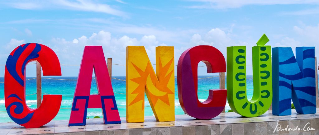 Cancun Schild
