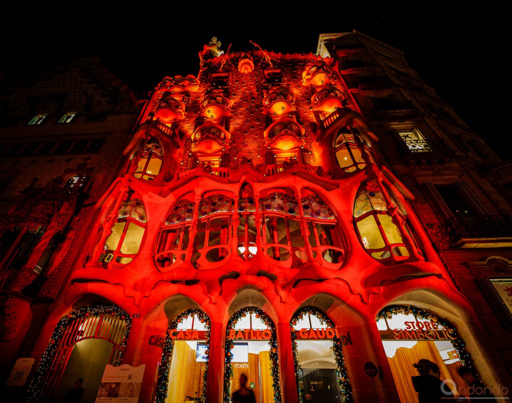 Lichtschow an der Casa Batllo