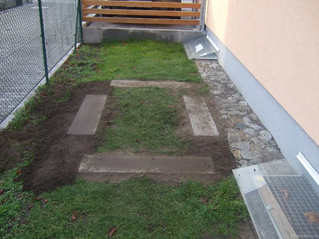 Fundament aus Rasenkanten