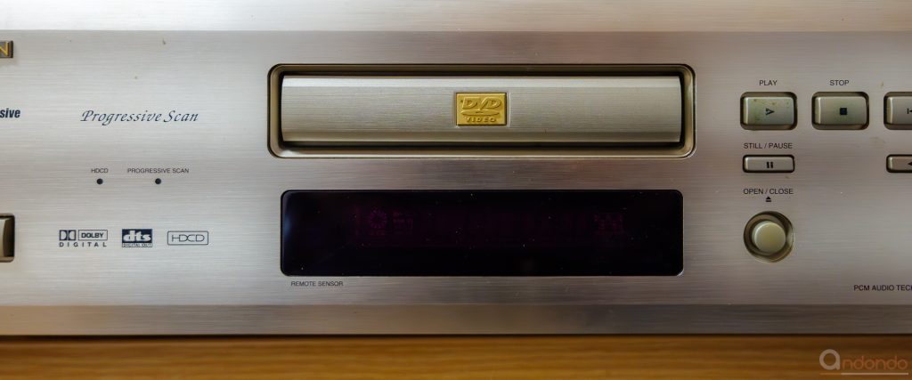 Fronstansicht DVD 2800