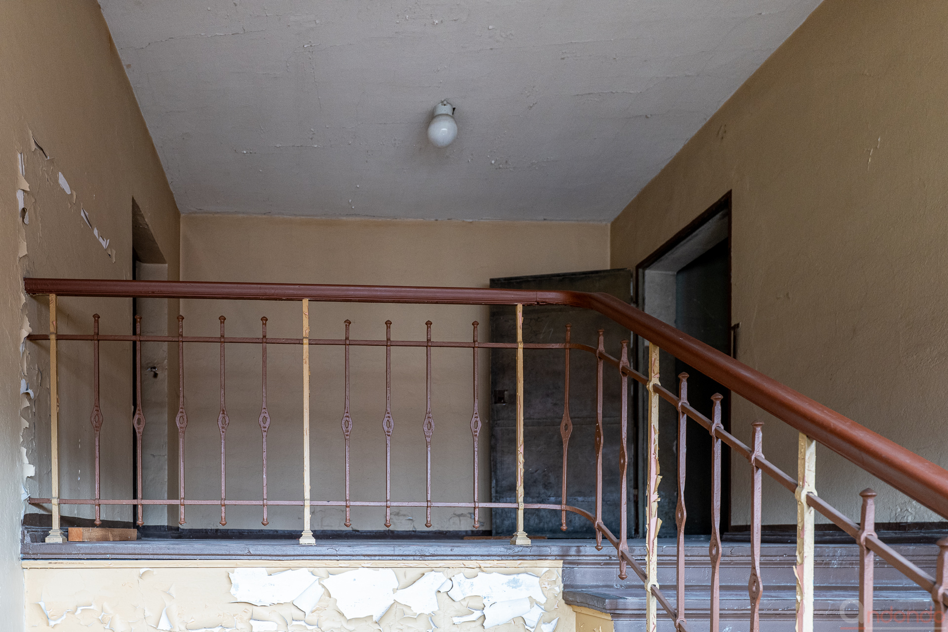 Treppengeländer am Eingang zum Bachboden des Maschinenhauses