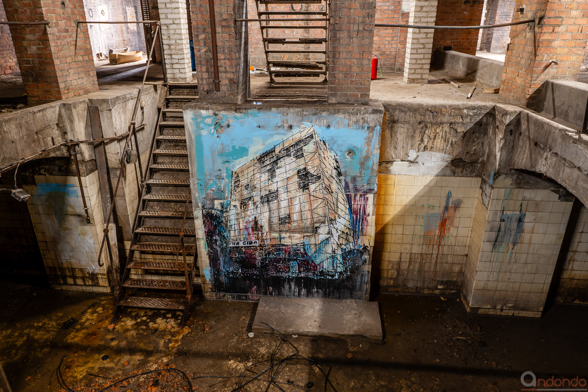 Graffiti im Untergrund des Kesselhauses