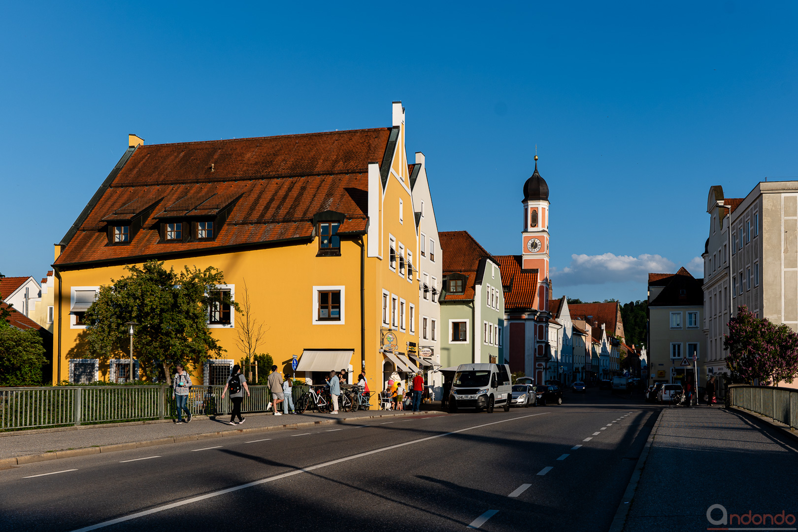 Zweibrückenstraße über die "Kleine Isar"