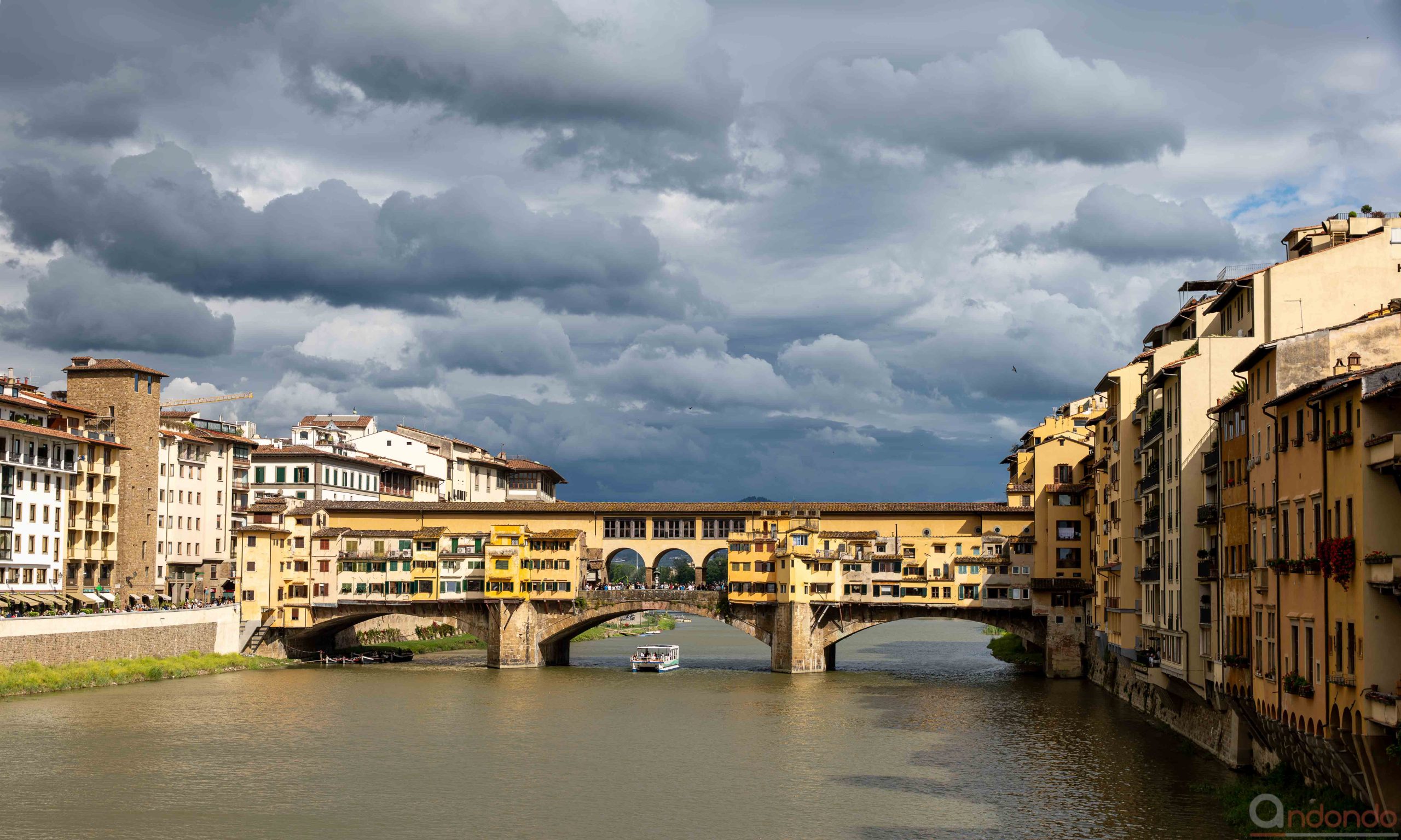 Blick auf die Ponte Vecchio